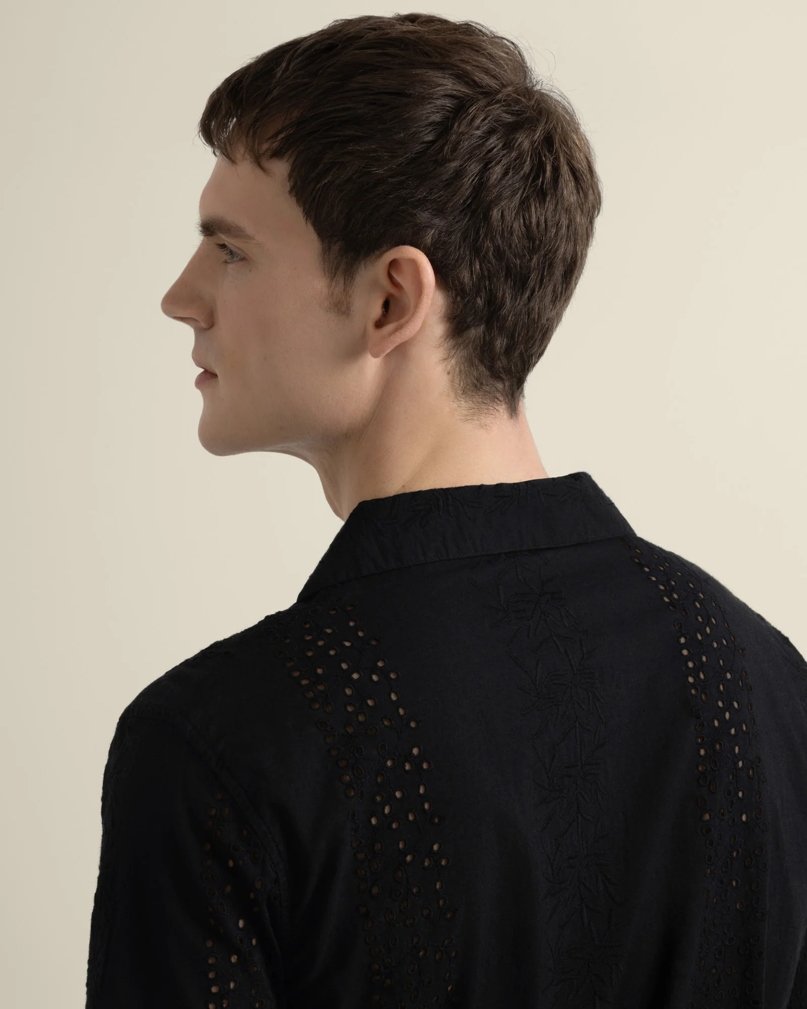 Kari - Leaf Embossed Short Sleeve Shirt - Image 7