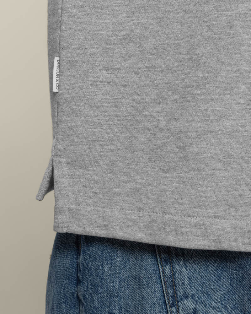 Praesto - Oversized Stepped Hem Sweatshirt - Image 28