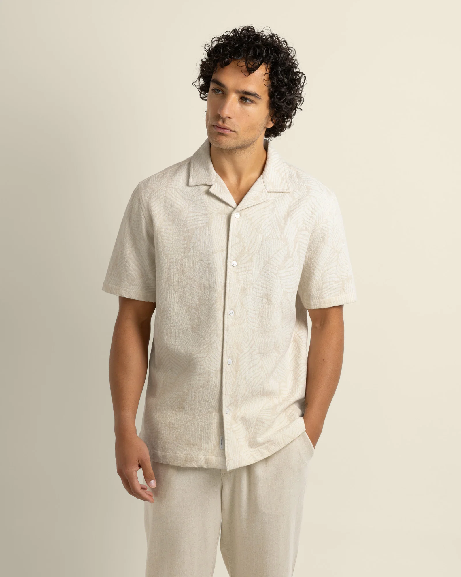 Rafe - Leaf Jacquard Short Sleeve Shirt