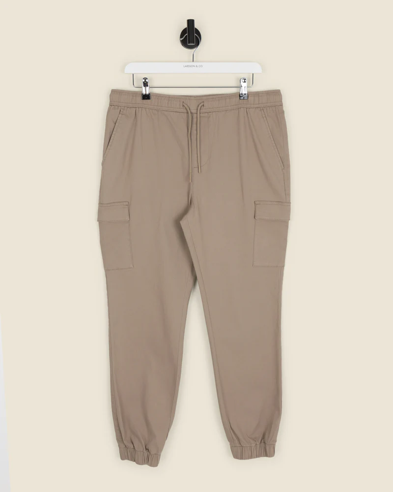 Combat Pocket Chino Trouser - Image 16
